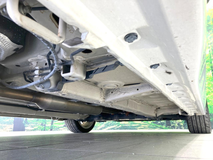 2012 Suzuki Swift Sport CBA-ZC32S (UW-69f1f7ef41762)[19]