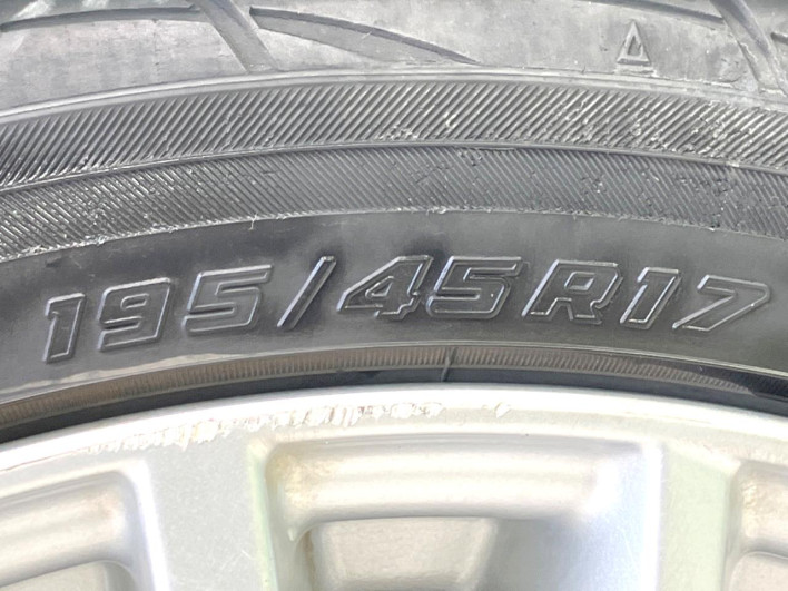 2012 Suzuki Swift Sport CBA-ZC32S (UW-69f1f7ef41762)[12]