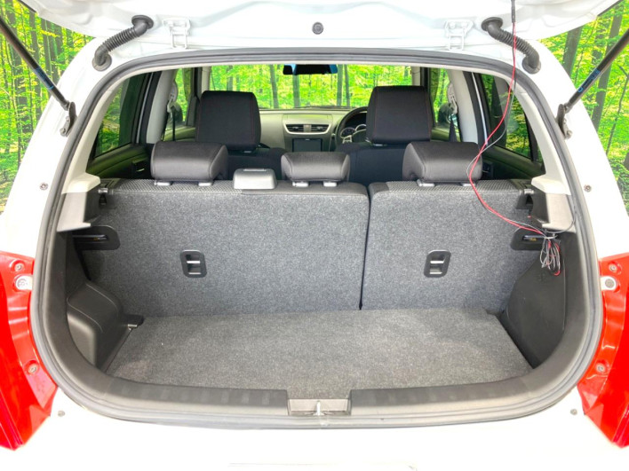 2012 Suzuki Swift Sport CBA-ZC32S (UW-69f1f7ef41762)[22]