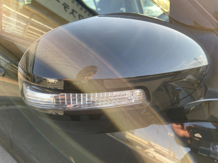 2015 Suzuki Swift DBA-ZC72S (UW-69f1f7ef55380)[28]