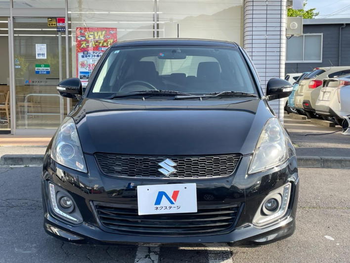 2015 Suzuki Swift DBA-ZC72S (UW-69f1f7ef55380)[12]