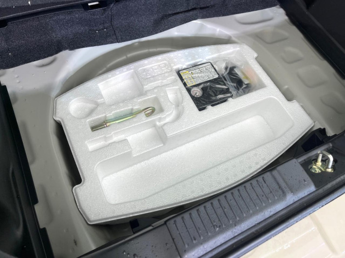 2023 Suzuki Swift 5AA-ZCEDS (UW-69f1f7ef92ad3)[21]