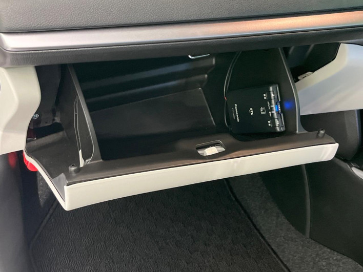 2025 Suzuki Swift 5AA-ZCEDS (UW-69f1f7eff3807)[13]