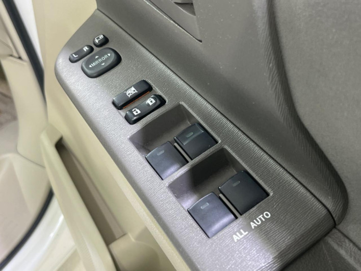 2009 Toyota Noah DBA-ZRR70G (UW-69f1f7f1b1fb0)[25]
