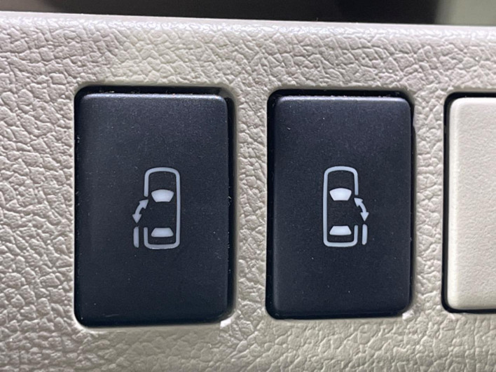 2009 Toyota Noah DBA-ZRR70G (UW-69f1f7f1b1fb0)[21]