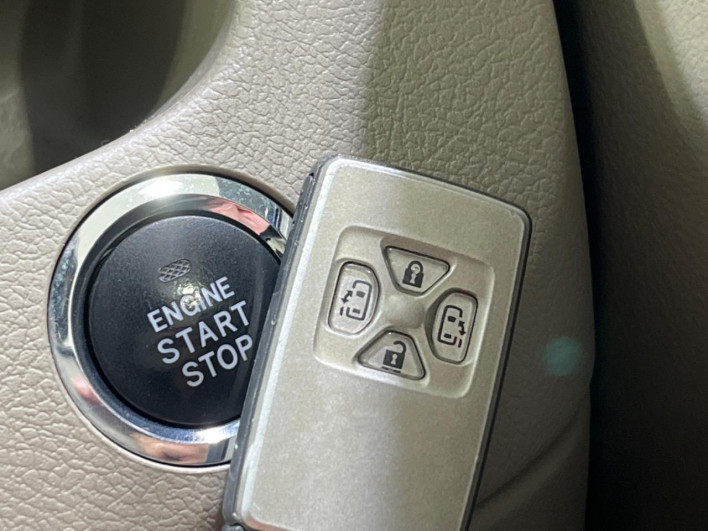 2009 Toyota Noah DBA-ZRR70G (UW-69f1f7f1b1fb0)[8]