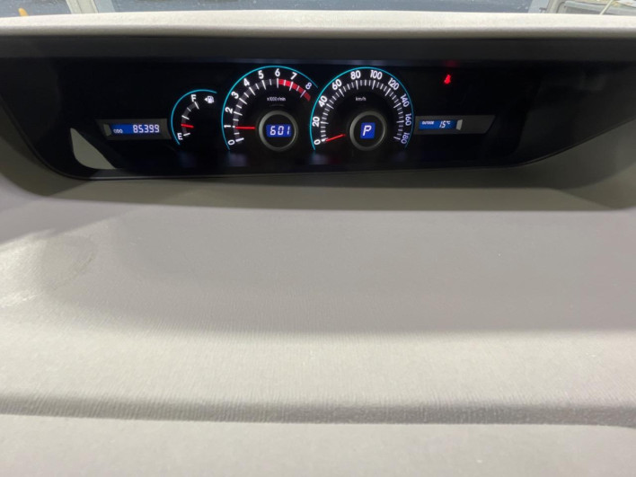 2009 Toyota Noah DBA-ZRR70G (UW-69f1f7f1b1fb0)[15]