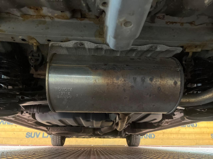 2013 Toyota Voxy DBA-ZRR70G (UW-69f1f7f1d3f47)[9]