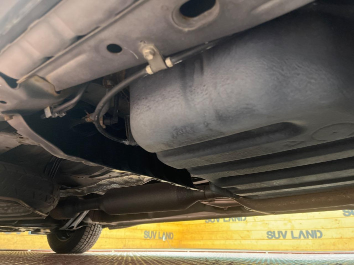 2013 Toyota Voxy DBA-ZRR70G (UW-69f1f7f1d3f47)[12]