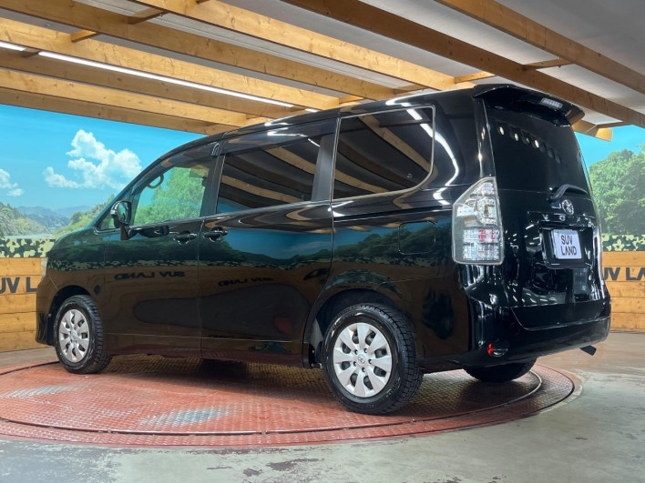 2013 Toyota Voxy DBA-ZRR70G (UW-69f1f7f1d3f47)[7]