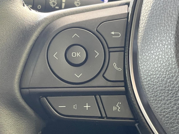 2023 Toyota Corolla Cross 6AA-ZVG11 (UW-69f1f7f837015)[14]