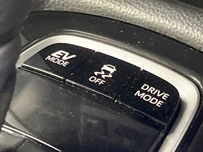 2023 Toyota Corolla Cross 6AA-ZVG11 (UW-69f1f7f837015)[19]
