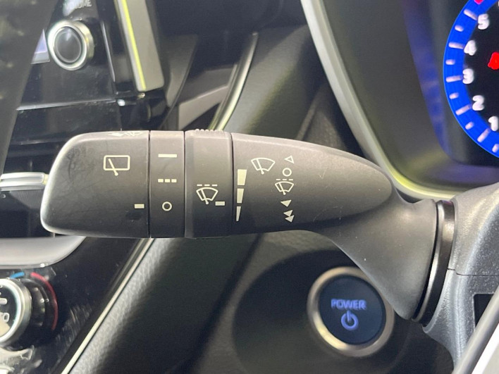 2023 Toyota Corolla Cross 6AA-ZVG11 (UW-69f1f7f837015)[16]