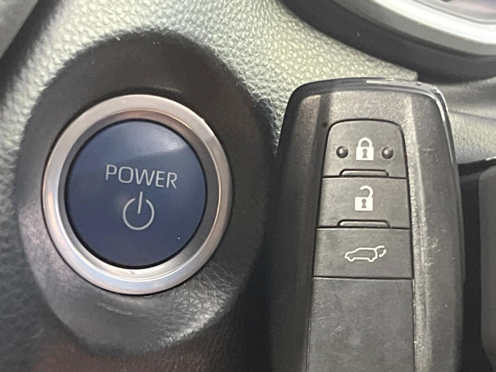 2023 Toyota Corolla Cross 6AA-ZVG11 (UW-69f1f7f837015)[22]