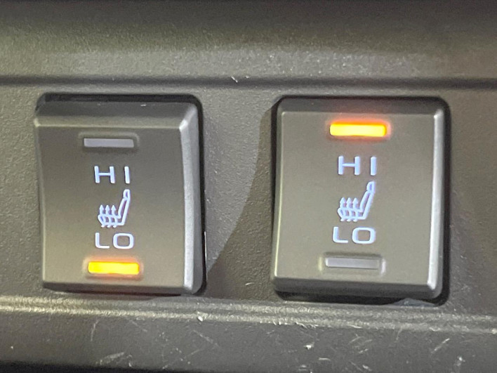 2023 Toyota Corolla Cross 6AA-ZVG11 (UW-69f1f7f85f3be)[29]