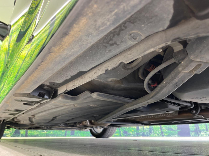 2015 Toyota Prius DAA-ZVW30 (UW-69f1f7fc53b9f)[13]