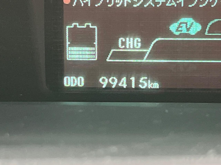 2015 Toyota Prius DAA-ZVW30 (UW-69f1f7fc53b9f)[2]