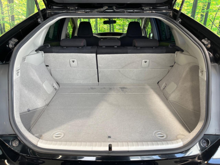 2015 Toyota Prius DAA-ZVW30 (UW-69f1f7fc53b9f)[17]