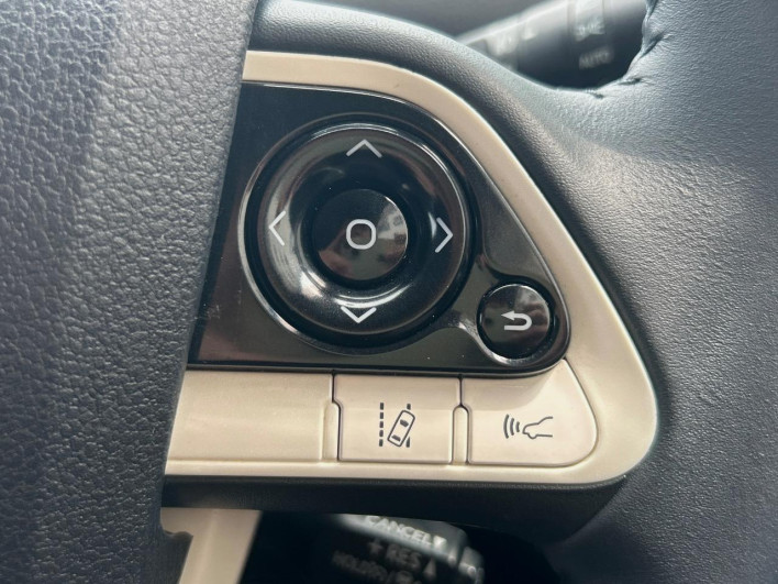 2016 Toyota Prius DAA-ZVW51 (UW-69f1f7fe81ec0)[27]