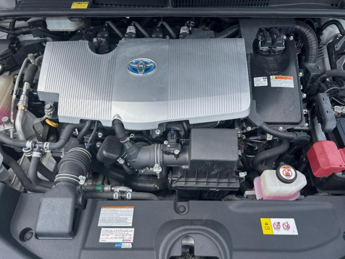 2016 Toyota Prius DAA-ZVW51 (UW-69f1f7fe81ec0)[4]