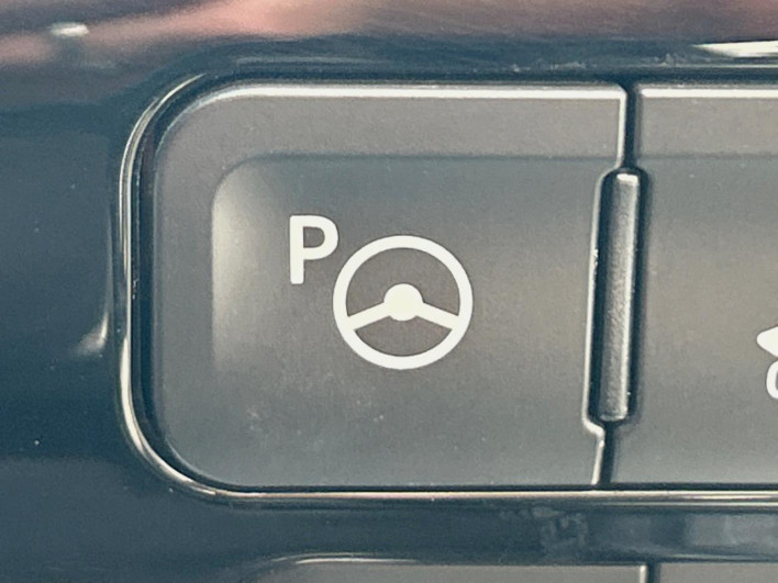 2016 Toyota Prius DAA-ZVW51 (UW-69f1f7fe81ec0)[23]