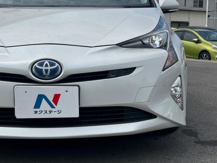2016 Toyota Prius DAA-ZVW51 (UW-69f1f7fe81ec0)[7]
