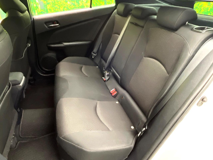 2021 Toyota Prius 6AA-ZVW51 (UW-69f1f7fec72d4)[21]