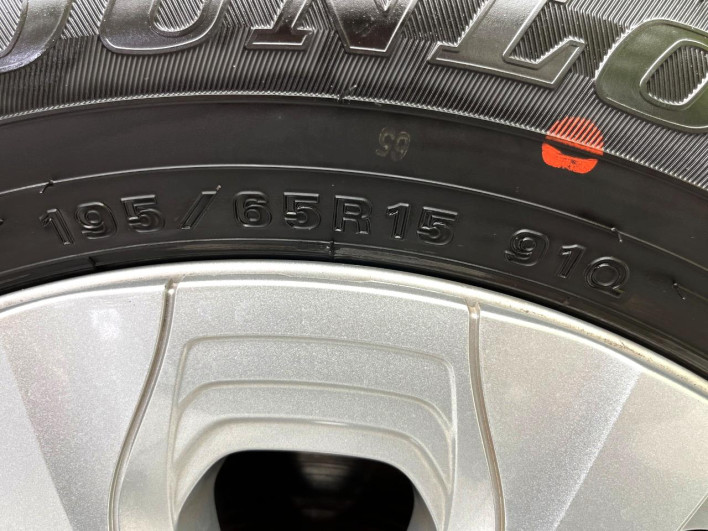2021 Toyota Prius 6AA-ZVW51 (UW-69f1f7fec72d4)[16]