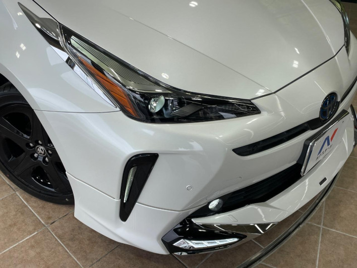 2022 Toyota Prius 6AA-ZVW51 (UW-69f1f800284a9)[21]