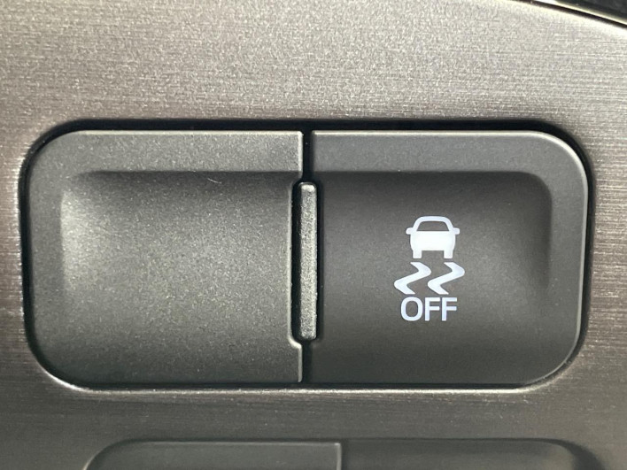 2022 Toyota Prius 6AA-ZVW51 (UW-69f1f800284a9)[29]