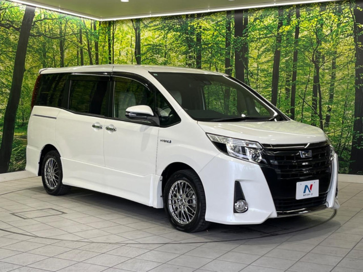 2017 Toyota Noah DAA-ZWR80W (UW-69f1f805a74e5)[6]