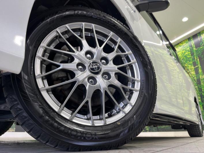 2017 Toyota Noah DAA-ZWR80W (UW-69f1f805a74e5)[17]