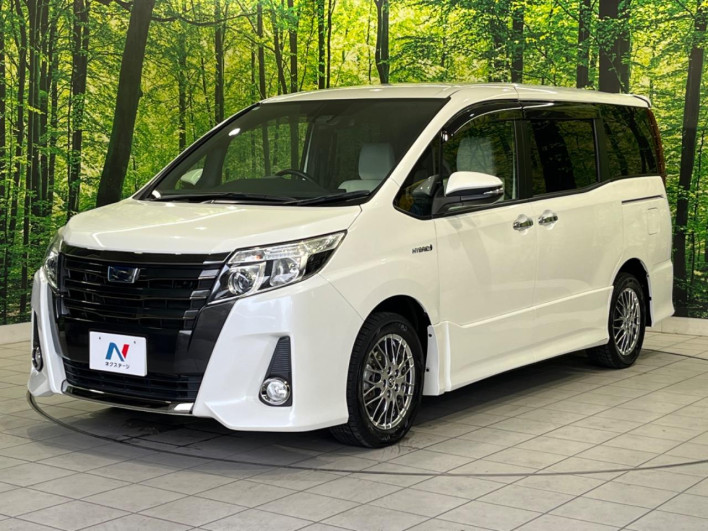 2017 Toyota Noah DAA-ZWR80W (UW-69f1f805a74e5)[4]