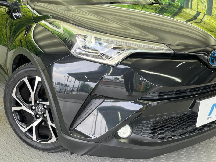 2018 Toyota C-HR DAA-ZYX10 (UW-69f1f80da138a)[17]