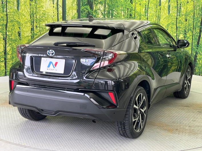 2018 Toyota C-HR DAA-ZYX10 (UW-69f1f80da138a)[10]