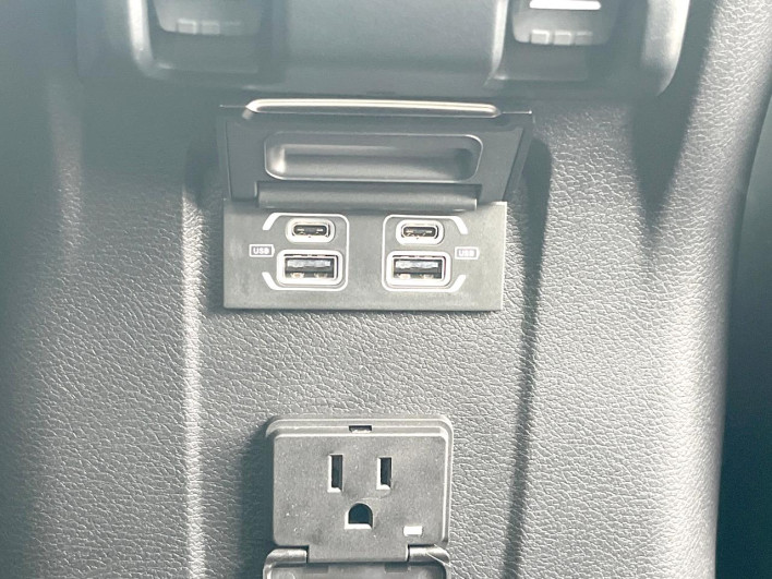 2021 Chrysler Jeep Wrangler Unlimited 3BA-JL20L (UW-69f2a3d83e1fe)[21]
