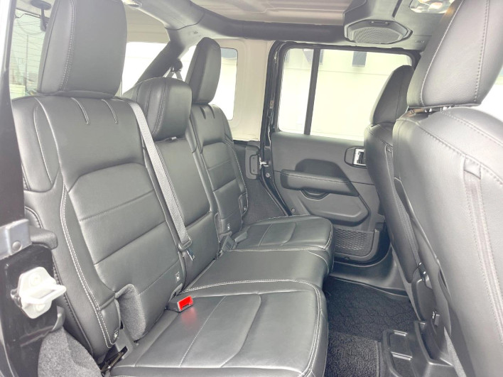 2021 Chrysler Jeep Wrangler Unlimited 3BA-JL20L (UW-69f2a3d83e1fe)[18]