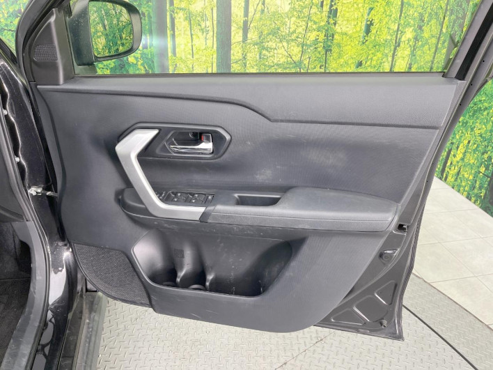 2022 Daihatsu Rocky 5AA-A202S (UW-69f2a3e3cc97e)[27]