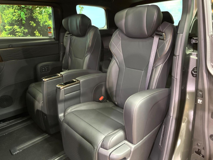 2026 Toyota Vellfire Hybrid 6AA-AAHH40W (UW-69f2a3e7339f4)[14]