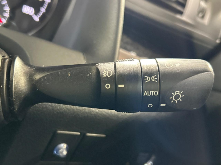 2016 Toyota Vellfire DBA-AGH30W (UW-69f2a3ebafcf8)[29]