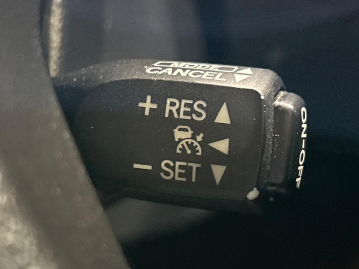 2016 Toyota Vellfire DBA-AGH30W (UW-69f2a3ebafcf8)[28]