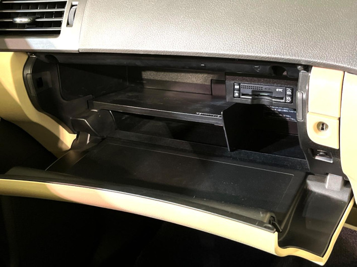2009 Lexus HS DAA-ANF10 (UW-69f2a3f5c4efd)[26]
