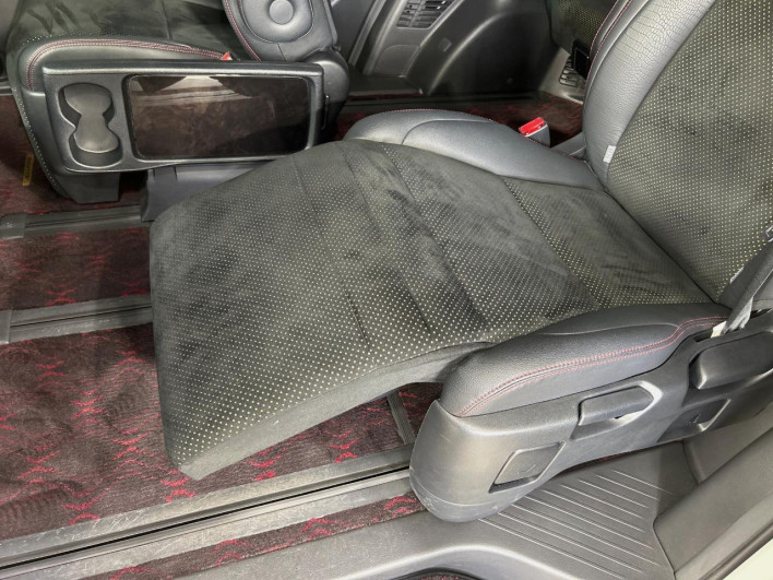 2014 Toyota Vellfire DBA-ANH20W (UW-69f2a3f7f1576)[17]