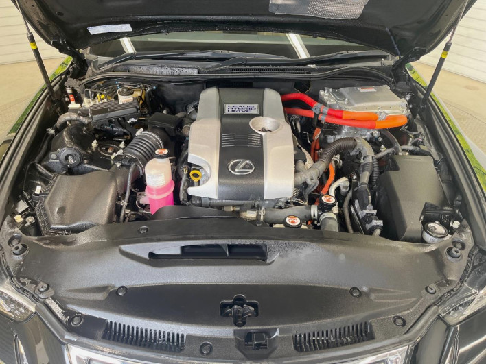 2017 Lexus IS DAA-AVE30 (UW-69f2a3f8f3703)[4]