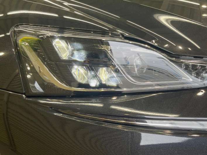 2017 Lexus IS DAA-AVE30 (UW-69f2a3f8f3703)[8]