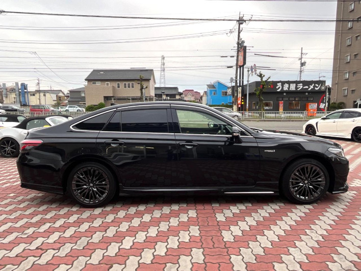 2020 Toyota Crown Hybrid 6AA-AZSH20 (UW-69f2a40746e09)[6]