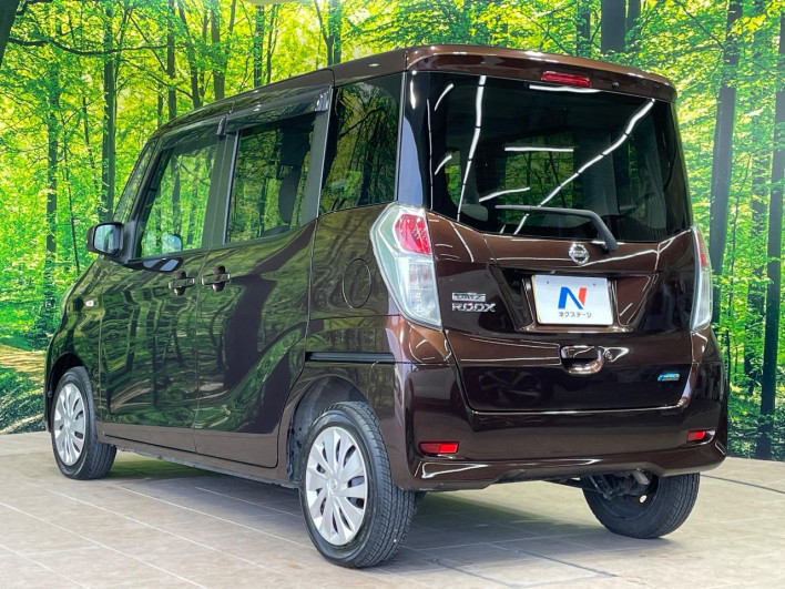 2014 Nissan DAYZ ROOX DBA-B21A (UW-69f2a40ec31a5)[10]