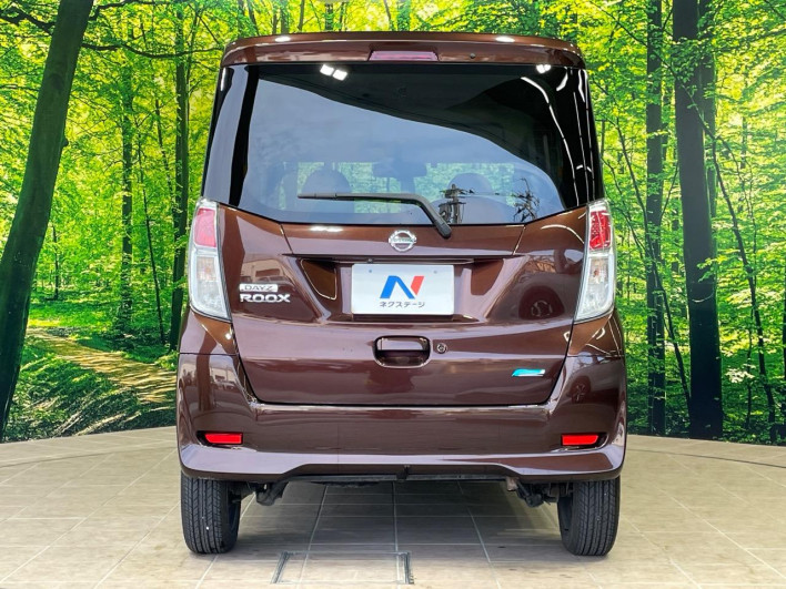 2014 Nissan DAYZ ROOX DBA-B21A (UW-69f2a40ec31a5)[9]