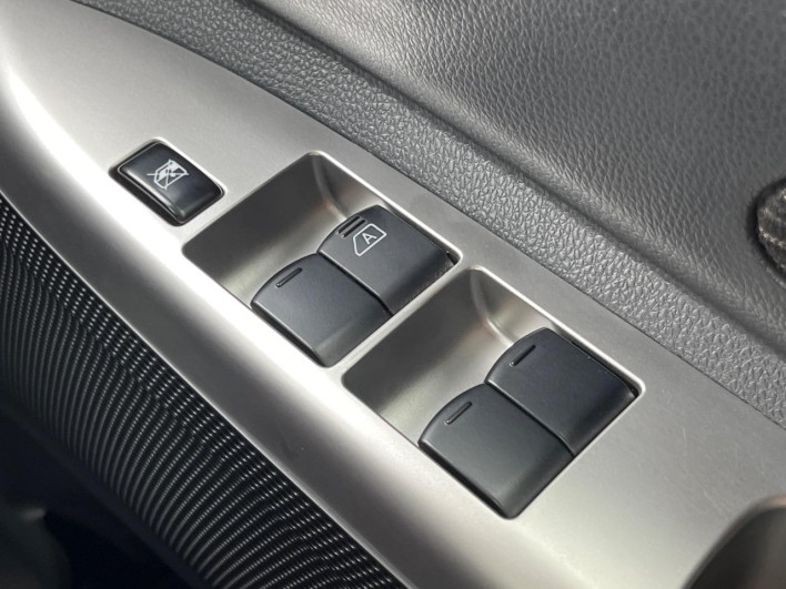 2016 Nissan DAYZ ROOX DBA-B21A (UW-69f2a40f75b03)[12]