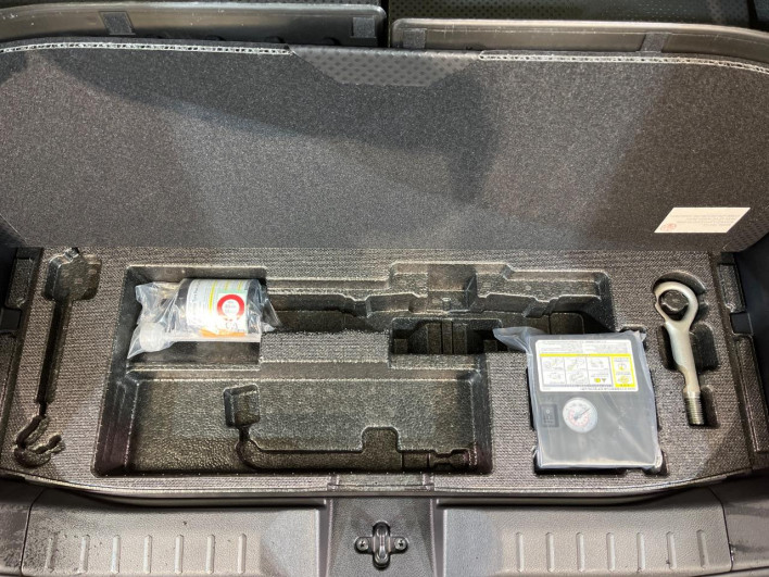 2024 Mitsubishi Delica Mini 4AA-B38A (UW-69f2a414e138d)[24]
